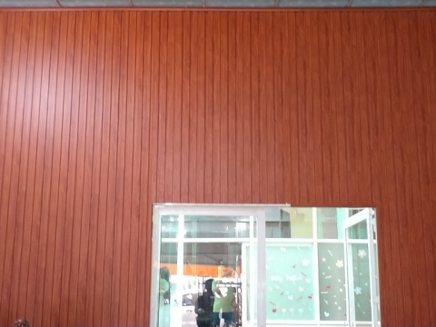 Thi công phòng khám thú y