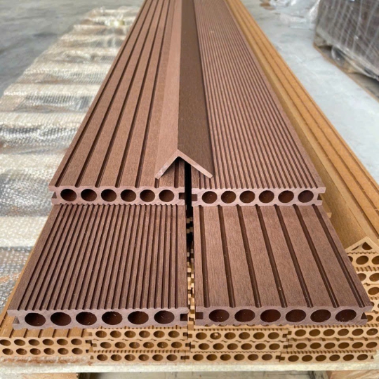 Sàn gỗ nhựa ngoài trời 5