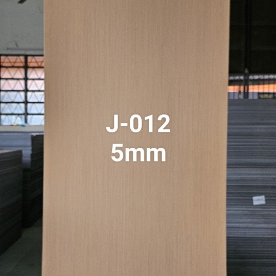 Tấm ốp than tre J012